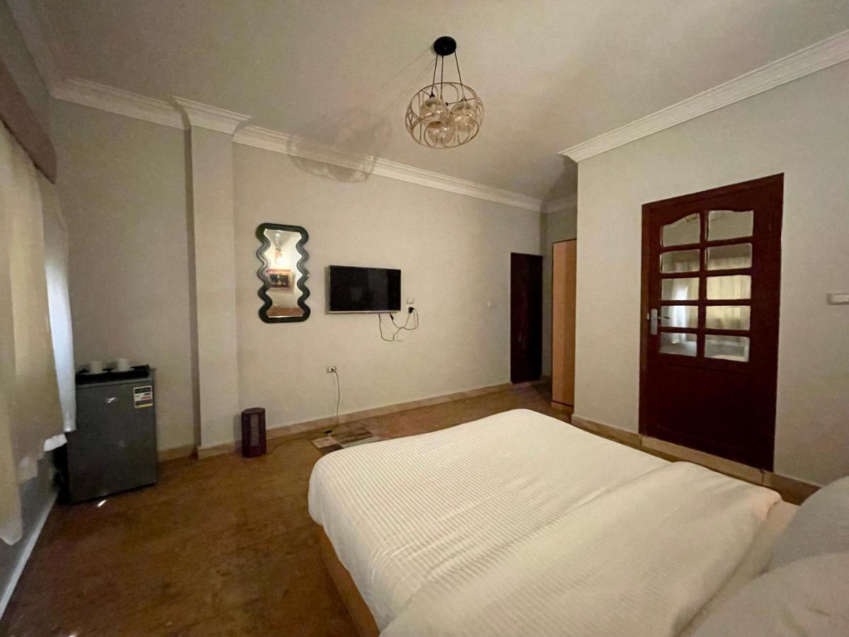 Pyramids Home Inn ไคโร ภายนอก รูปภาพ